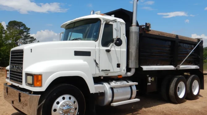 2007 Mack CHN613
